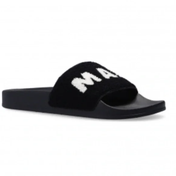 🛍️ Marni! Pool slides
